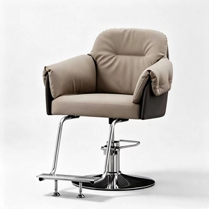 Fauteuil de Barbier en Cuir Crème, Hydraulique et Pivotant, avec Repose-Pieds – Mobilier de Salon de Coiffure Moderne - Product Image 3