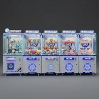Jouets en peluche animaux en peluche machines de grue en vrac conception personnalisée boutique rose poupée attrape griffe grue distributeur automatique