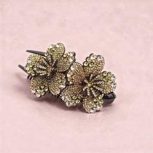 กิ๊บติดผมรูปปากเป็ดแบบใหม่ประดับดอกไม้และเพชรเทียม อุปกรณ์เสริม<span class=keywords><strong>ผม</strong></span>สำหรับคุณแม่ - Product Image 6