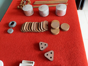 Hydraulische Presse YST 500 für Pulvermetallurgie 50 Tonnen Kraft Servosystem - Product Image 3