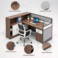 Poste de travail de bureau en L commercial avec armoire de rangement, écran de confidentialité et chaise en maille pour entreprise à domicile