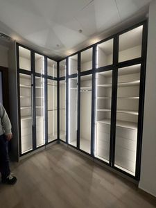 <span class=keywords><strong>Armario</strong></span> de Diseño Moderno <span class=keywords><strong>con</strong></span> Puerta de Vidrio, Vestidor <span class=keywords><strong>con</strong></span> Iluminación LED y <span class=keywords><strong>Cajones</strong></span> de Almacenamiento para Proyectos Residenciales de Alta Gama - Product Image 6