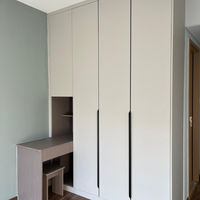 Armoire de rangement avec portes battantes et tiroirs, style minimaliste, en MDF blanc, bois d'ingénierie pour appartement