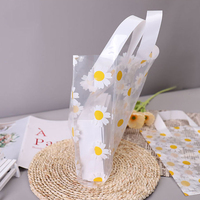 Sacs de courses en plastique personnalisés avec impression sur mesure, finition avant-gardiste pour les chaînes de magasins