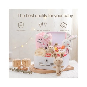 2024 sơ sinh thiết lập dễ thương Gấu in Milestone Muslin Swaddle chăn trẻ sơ sinh bộ đồ giường Pouch mới sinh ra bé Hộp Quà Tặng thiết lập - Product Image 2