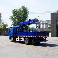 Truk Kargo ISUZU 6.3 Ton dengan Crane Lengan Lurus Diesel untuk Konstruksi - Promo!