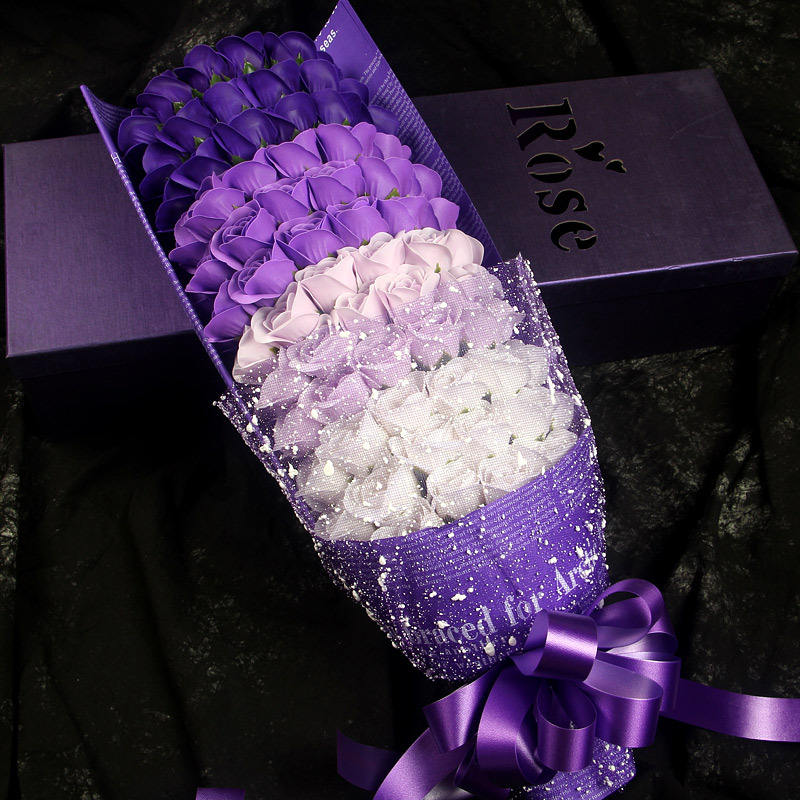 กล่องของขวัญสีม่วงไล่เฉด 99 ดอกกุหลาบสีม่วง