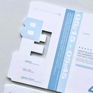 Service d'impression <span class=keywords><strong>de</strong></span> flyers A4 pliés sur mesure, <span class=keywords><strong>livraison</strong></span> rapide, papier exquis avec pliage ajouré - Product Image 6