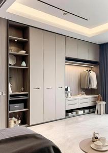 เฟอร์นิเจอร์ห้องเก็บเสื้อคลุมแบบปรับแต่งได้ทันสมัยพร้อมประตูกระจกตู้เสื้อผ้าสำหรับห้องนอนโรงแรมห้องนั่งเล่นบ้านอพาร์ทเมนต์วิลล่าใช้ - Product Image 5