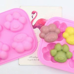 Moule à savon écologique 4 cavités en forme de pattes de chat mignonnes, moule à gâteau DIY, moule à bougie en silicone sans BPA, OEM/ODM - Product Image 2
