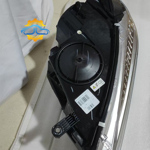 Ricambi Auto nuovo il faro è una doppia lampada allo xeno sulla 63117317101 di montaggio sinistra per <span class=keywords><strong>BMW</strong></span> <span class=keywords><strong>X5</strong></span> F15 X6 F16 - Product Image 3