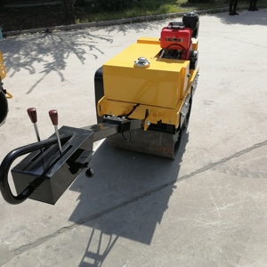 Mini Rodillo <span class=keywords><strong>Compactador</strong></span> de Asfalto <span class=keywords><strong>Manual</strong></span> Hidráulico Mecánico de 600 mm, Vibratorio, de 0.5 Toneladas, con Conducción Completa - Product Image 4