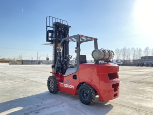 מלגזה דו-דלקית DOUGONG CPQYD LPG, גובה הרמה אופציונלי 2.5-3.5 טון, מנוע יפני NISSAN K25 - Product Image 5