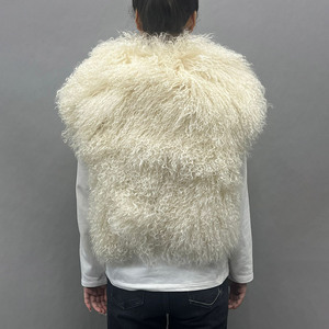 女性のための新しい到着ノースリーブ羊子羊毛皮ジレット本物のモンゴル毛皮クロップドベスト - Product Image 2