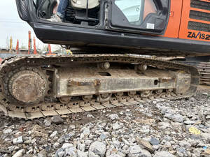 Excavadora HITACHI ZX 210LC 3 usada, horas de trabajo inferiores con componentes principales, incluido el motor de la bomba del motor sobre orugas - Product Image 4