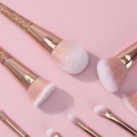 2024 nouveauté ensemble de pinceaux de maquillage avec style de ventilateur populaire manche en bois souple écologique vente en gros utilisation du visage