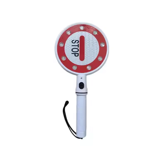 Señal de Advertencia de Parada con Flecha Verde Intermitente LED de Mano, Cono Estándar Reflectante Prismático de Alta Intensidad de Doble Cara - Product Image 2