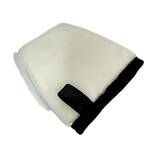 Gant de lavage de voiture en microfibre double face JYM-0625 avec design torsadé en peluche pour un nettoyage efficace de la voiture - Product Image 1