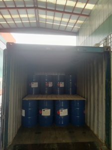 Le fabricant chinois fournit du <span class=keywords><strong>méthacrylate</strong></span> <span class=keywords><strong>de</strong></span> <span class=keywords><strong>méthyle</strong></span> <span class=keywords><strong>de</strong></span> qualité industrielle (MMA) 80-62-6 plastifiant au meilleur prix pour l'application <span class=keywords><strong>de</strong></span> solvants - Product Image 6