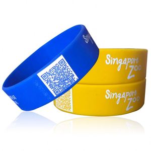 Elastico per scarpe Catch su un cappello in paglia Circonia 500 Ss Guangdong Silicone 22M ciondoli da polso One Plus Net Rpet personalizzato sciocco - Product Image 1