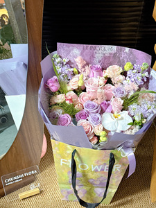 Custom Romantic Flower Paper Bag White With Black Handles Reusable For Florist Shopping Luxury Style Art Paper Offset Printing - Product Image 2