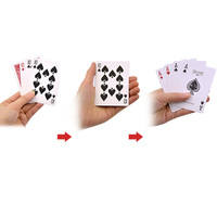 Illusion des Quatre Cartes : Cartes Transformables en Papier (4 Pièces) pour Tours de Magie, Accessoires de Close-Up, Gimmicks, Accessoires de Mentalisme
