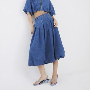 กระโปรงยีนส์ทรงเอเอวสูงแต่งจีบระบายชายกระโปรงแบบใหม่ พร้อมปักโลโก้ได้ตามต้องการ สำหรับผู้หญิง ดีไซน์หรูหรา - Product Image 1