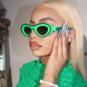 Gafas de Sol Ovaladas Gruesas para Festivales con Montura Esculpida, Estilo Y2K Retro Vintage, Lujosas y Extravagantes, Gafas de Sol Cyberpunk de Lujo Pro Elite - Product Image 2
