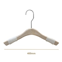 Cintre de rangement en bois de qualité originale couleur bois vêtements costumes pantalons cintres pour hôtel femmes magasin de vêtements