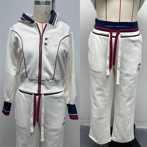 Bộ đồ thể thao dạo phố nữ thời trang phong cách châu Âu năm 2025, áo hoodie và quần ống đứng hai mảnh dành cho mùa xuân - Product Image 6