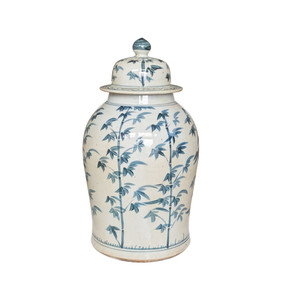 Vaso in Porcellana Blu e Bianca con Motivi Floreali <span class=keywords><strong>di</strong></span> Jingdezhen, Dipinto a <span class=keywords><strong>Mano</strong></span>, Decorazione per la Casa - Product Image 3