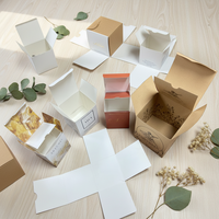 Boîte à bougies de luxe écologique en carton rigide avec logo personnalisé, estampage à froid 3D UV, laminage mat, gaufrage