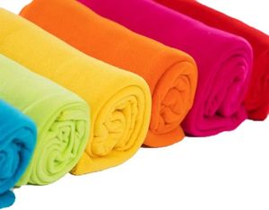 कारखाने प्रत्यक्ष बिक्री कस्टम रंग फेंक पॉलिएस्टर बुना हुआ पतली ध्रुवीय ऊन कंबल - Product Image 4