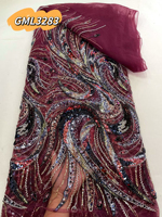 Tissu en dentelle coloré de haute qualité en tulle maillé de luxe personnalisé, violet et bleu, avec sequins et perles, pour robe de mariée femme 2026