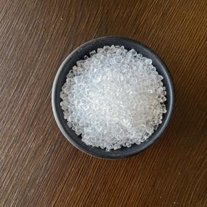 เม็ดพลาสติกโพลีคาร์บอเนตบริสุทธิ์ LOTTE PC Virgin PC Resin Granule PC-1220 ความโปร่งใสสูง สำหรับฉีดขึ้นรูปหมวกนิรภัย - Product Image 2