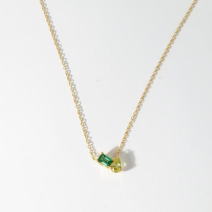 Collier Classique en Or avec Émeraude et Péridot, Design Minimaliste Superposé, Bijou Fin et Élégant, Cadeau Pierre de Naissance pour Femme, Anniversaire - Product Image 2