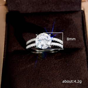 Anello Minimalista con Cristalli Incastonati per Donne, Accessorio Elegante e Classico per Uso Quotidiano e Regalo - Product Image 3