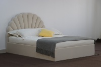 Cadre de lit de rangement rembourré moderne avec tête de lit en forme d'éventail en tissu beige doux