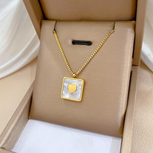 ミニマリストステートメント18Kゴールドメッキステンレススチールバタフライハートペンダントネックレス防水ジュエリーレディースアクセサリー - Product Image 4