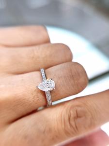 Igi แหวนสัญญาการหมั้นแบบคลาสสิกสำหรับผู้หญิง CVD HPHT ประดับเพชรขนาด1กะรัต D VS VVS PT950ทองคำขาว - Product Image 3