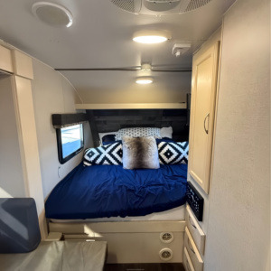 <span class=keywords><strong>Precio</strong></span> de Fábrica al por Mayor, Autocaravana Familiar Popular para Viajes, con Suspensión Independiente, Construcción de Acero, Diseño Impermeable - Product Image 3