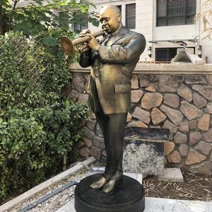 Sculpture d'art moderne de grande taille personnalisée, statues de musiciens de <span class=keywords><strong>jazz</strong></span> en bronze pour l'extérieur, avec moulage et découpe à l'emporte-pièce - Product Image 1