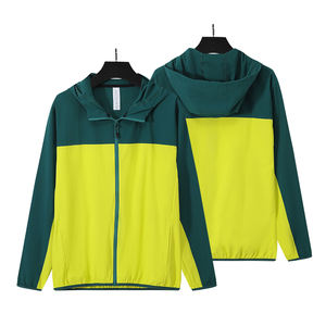 Chaqueta Deportiva de Invierno para Hombre con Capucha y Media Cremallera, Cortavientos, Impermeable, Ecológica, Casual, con Logotipo Frontal - Product Image 3