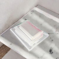 Emballage transparent personnalisé avec logo imprimé pour bijoux, cosmétiques, vêtements, en PP et OPP, avec fermeture autocollante en cellophane, fournisseur OEM