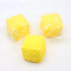 Juguete Antiestrés con Forma de Bloque de Queso, Bola Elástica y Blanda para Aliviar la Ansiedad, Juguete Sensorial Realista con Forma de Comida para Uso Diario - Product Image 5