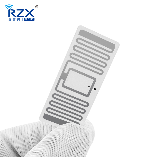 Long-Range 860-960MHz UHF RFID Waterproof ISO18000-6C Protocol Wet Inlay Qstar-7U Chip 45x19mm Size Self-Adhesive Tag for