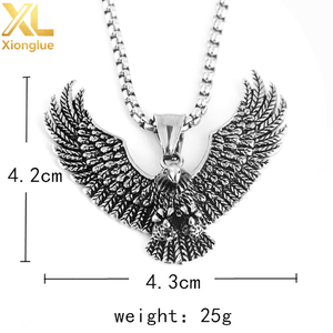Collar con Colgante de Acero Inoxidable con Diseño de Águila Dorada, Estilo Punk, para Hombre - Product Image 2