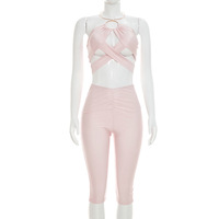Nouveaux ensembles capri en métal 2 pièces pour femmes, haut sexy ajouré et short, ensemble d'été pour femmes, vêtements moulants pour femmes