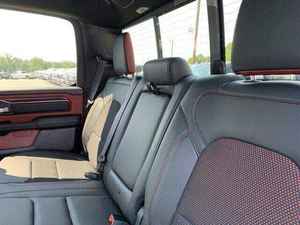 <span class=keywords><strong>Dodge</strong></span> <span class=keywords><strong>RAM</strong></span> 1500 Rebel V6 DOUBLE CABINE PICK up TRUCK CAR légèrement UTILISÉ - Product Image 4