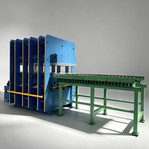 Presse de vulcanisation hydraulique pour plaques, conçue pour la production de matériaux en caoutchouc par vulcanisation à chaud - Product Image 1